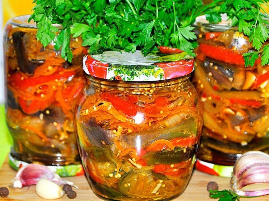 Рецепт салата из баклажанов и огурцов на зиму